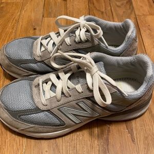 New Balance 990v5